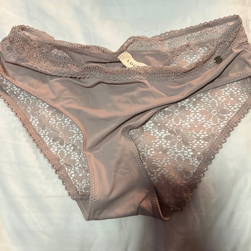 Lucky brand lace cheeksters size medium